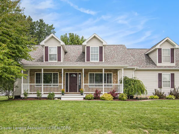 3620 Observatory Ln, Holt, MI 48842