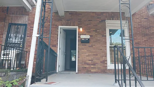 3015 Rayner Ave Photo 1