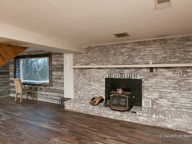 890 Keyes Gap Rd — Photo 17