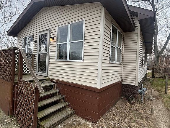 2nd image of 519 Union St