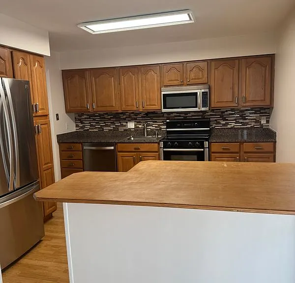 6718 Chestnut Oak Ln — Photo 3