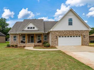 158 Village Trace Dr, Springville, AL 35146