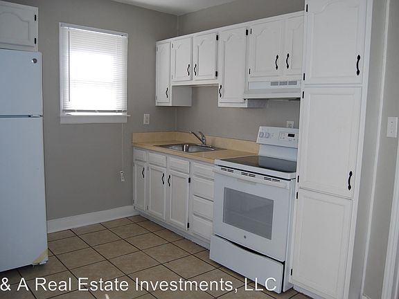 5th image of 868 Clarks Ln