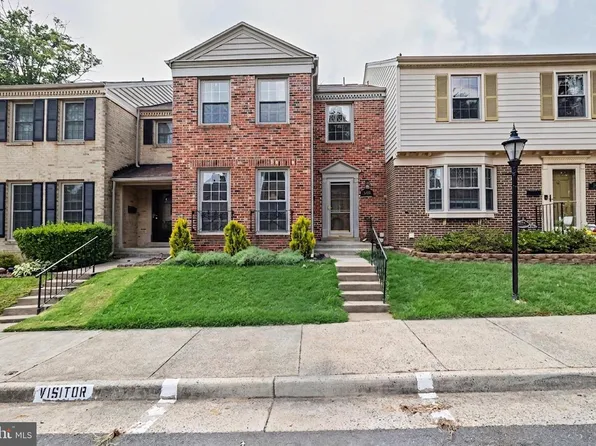 5426 Cabot Ridge Ct, Fairfax, VA 22032
