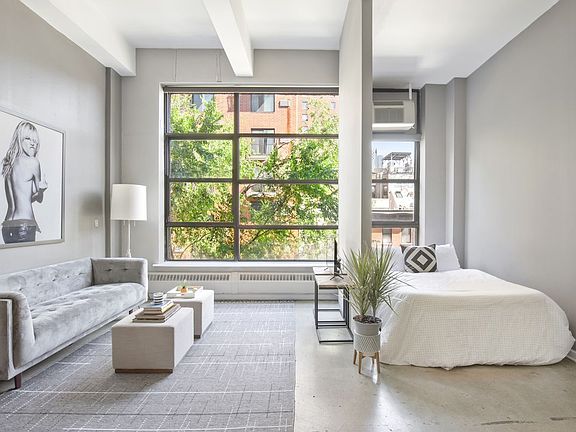 3rd image of 350 E 62nd St APT 3T