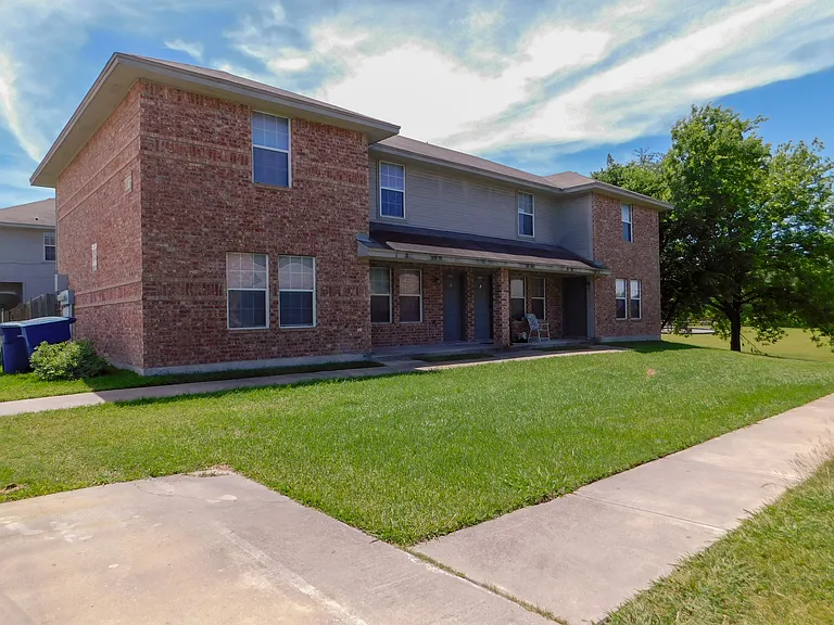 308 Creek St #D — Photo 1