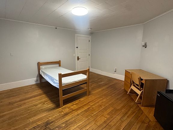 3rd image of 56-58 Cedar St #2