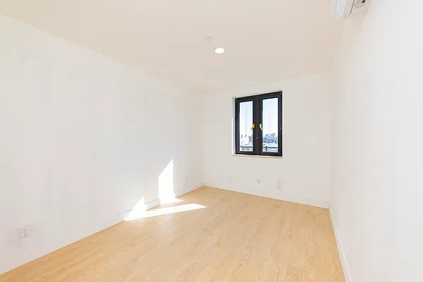 Rented by Oxford Property Group | media 8