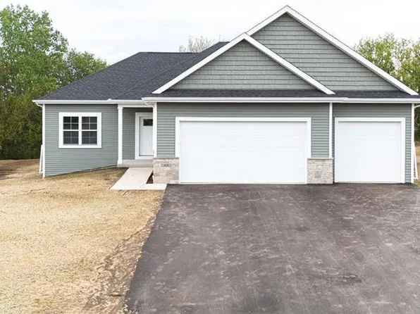 617 Millar Dr, Beloit, WI 53511