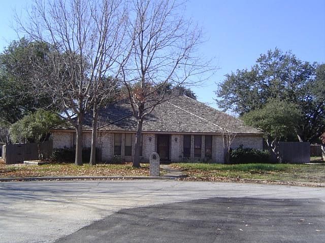 1st image of 7112 Bettis Dr