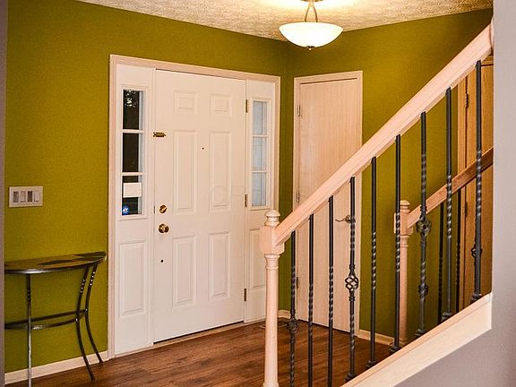 2nd image of 7377 Trillium Dr