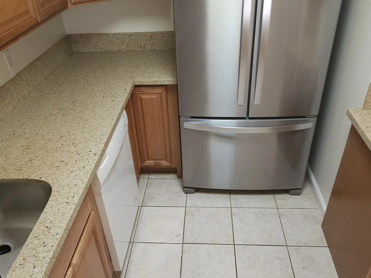 7330 Darby Pl — Photo 3