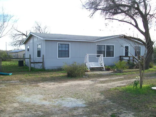 372 County Road 110, Uvalde, TX 78801