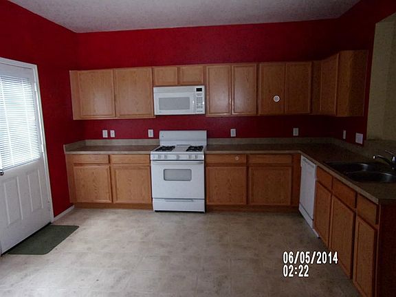 5th image of 23823 Single Oak St