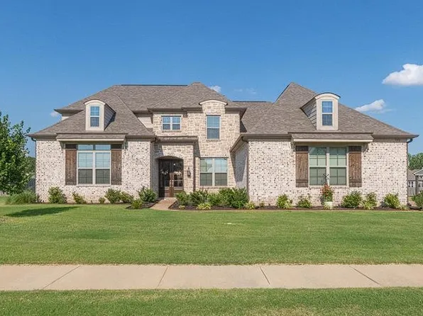 7192 Harrier Dr E, Olive Branch, MS 38654