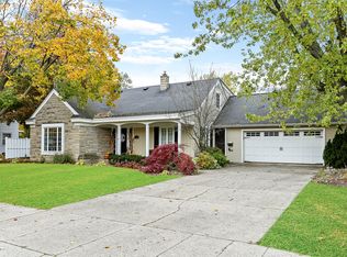 303 W 31st St, Holland, MI 49423