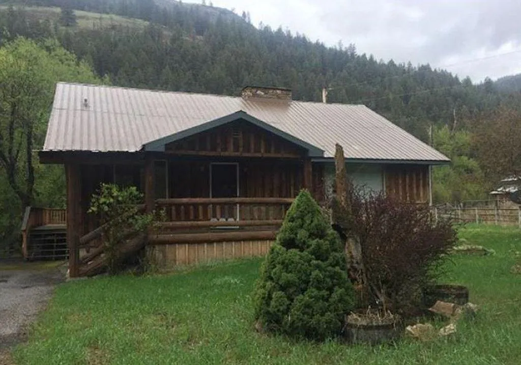 4 bed, 1344 sqft, $1,995 — Photo 2