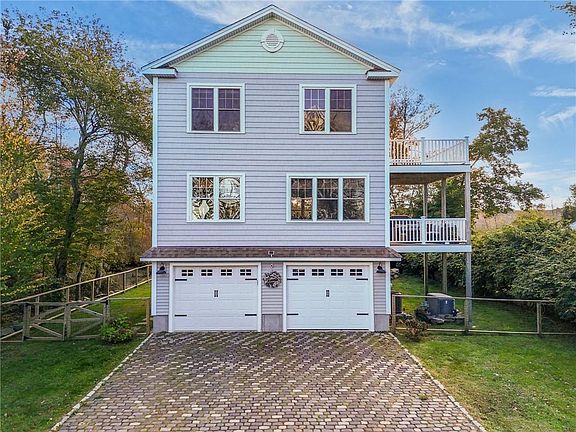 4th image of 608 Wordens Pond Rd