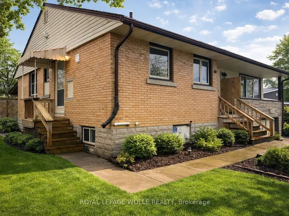 148 Siebert Ave, Kitchener, ON N2C 2A8