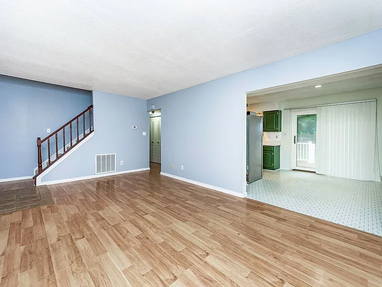 10504 Moorwood Ridge Cir — Photo 5
