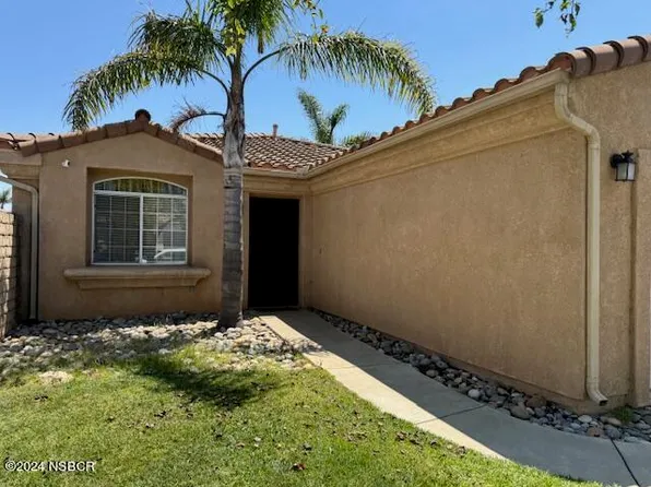 2034 Pinnacle Dr, Santa Maria, CA 93458