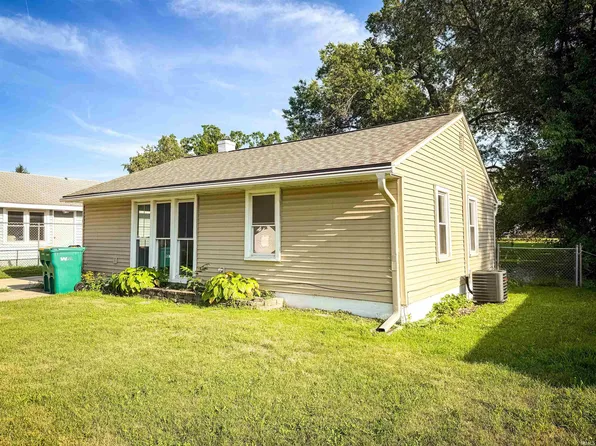 203 Palau Ave, Mishawaka, IN 46545