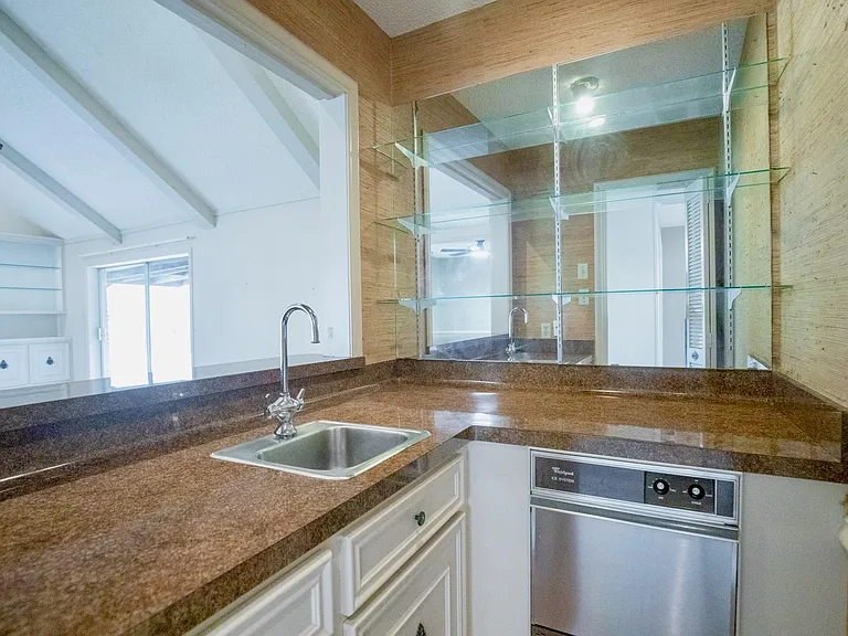 3903 Kiamesha Dr — Photo 10