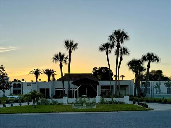 7701 Starkey Rd APT 733, Seminole, FL 33777