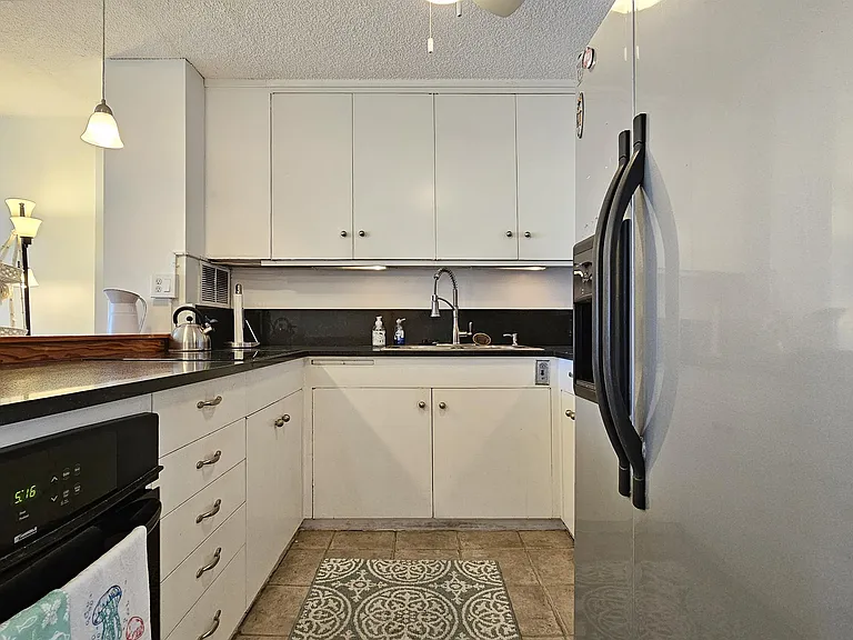 1720 Ala Moana Blvd #606B-606B-606B — Photo 17
