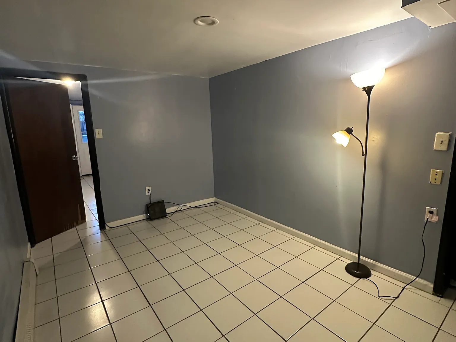 1 bed, 450 sqft, $1,200 — Photo 3