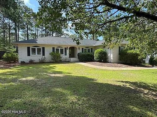 10 Brunswick Ln Photo 1 10 Brunswick Ln Photo 1