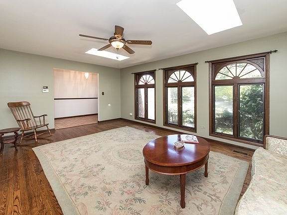 3rd image of 2954 S Briarwood Dr W