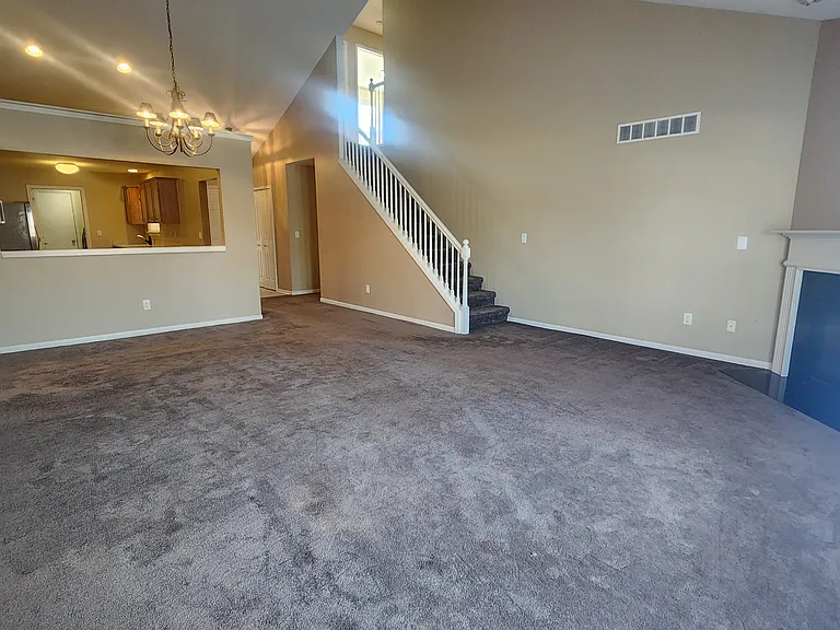 6146 Lone Oak Cir #B1 — Photo 11