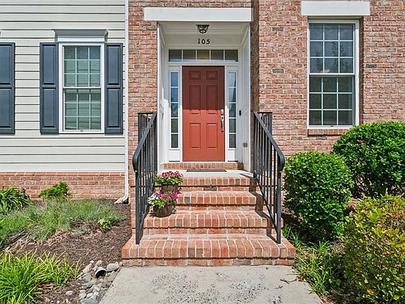 2nd image of 105 Peyton Randolph Drive
