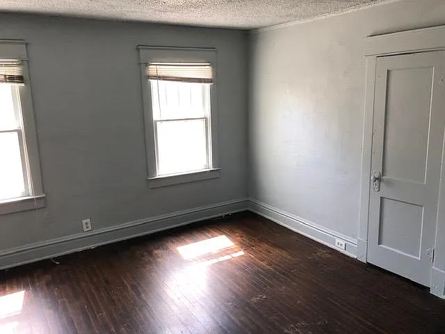 4920 College Ave — Photo 9