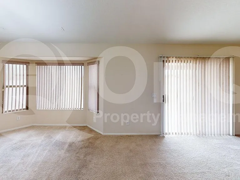 1710 E South Mountain Ave — Photo 4