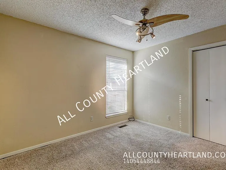 841 N Robinson Ave — Photo 17