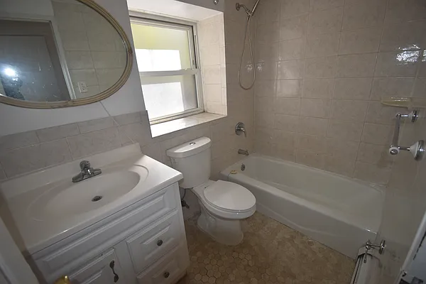 Rented by Bedford & Jane | media 52