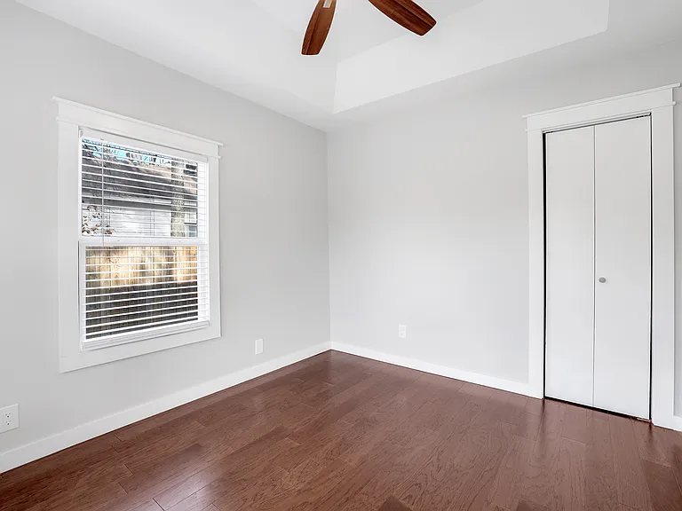 416 S College Ave — Photo 14