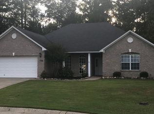 1708 Pleasant Pointe Cir, Bryant, AR 72022