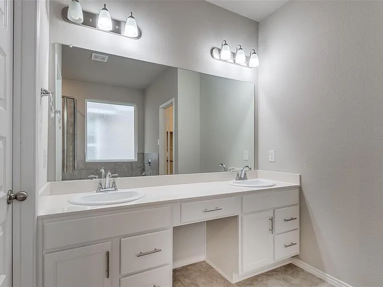 10156 Revere Dr — Photo 8