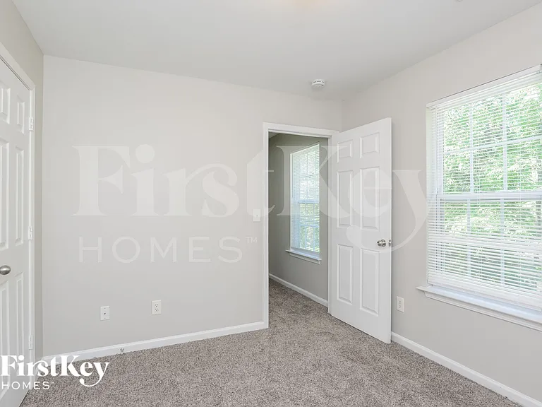 8723 Sharonbrook Dr — Photo 14