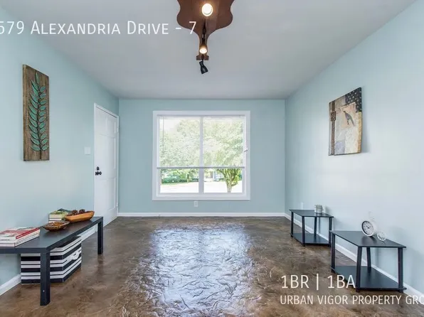 1579 Alexandria Dr #7, Lexington, KY 40504