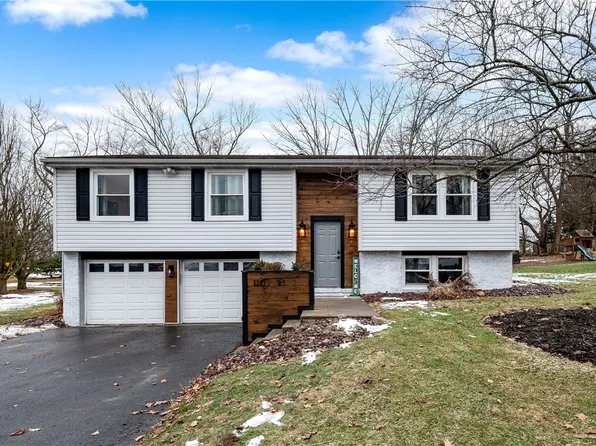 110 Avon Dr, Butler, PA 16001