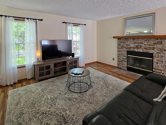 5th image of 5789 Westbank Dr