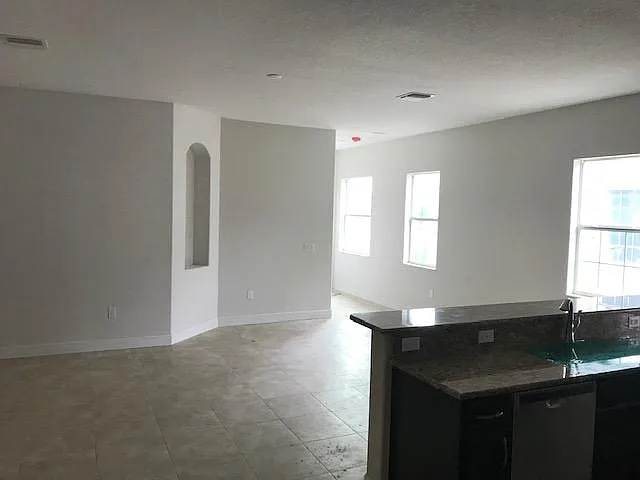 4978 Sprint Cir — Photo 10