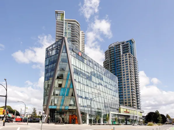 7388 Kingsway St #609, Burnaby, BC V3N