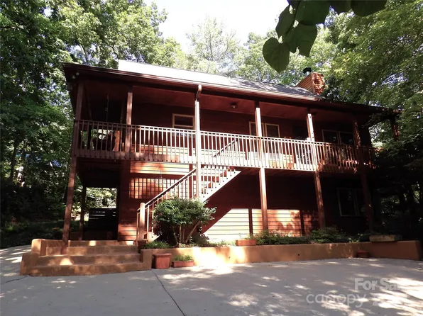 321 Chapel Point Rd, Lake Lure, NC 28746