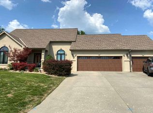 519 Edgewood Dr, Warrensburg, MO 64093