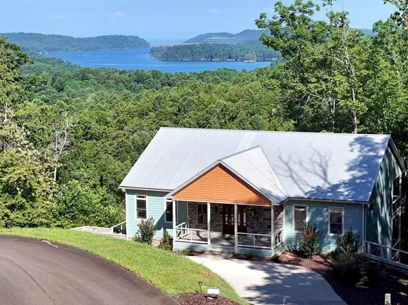 56 Carters View Dr, Ellijay, GA 30540